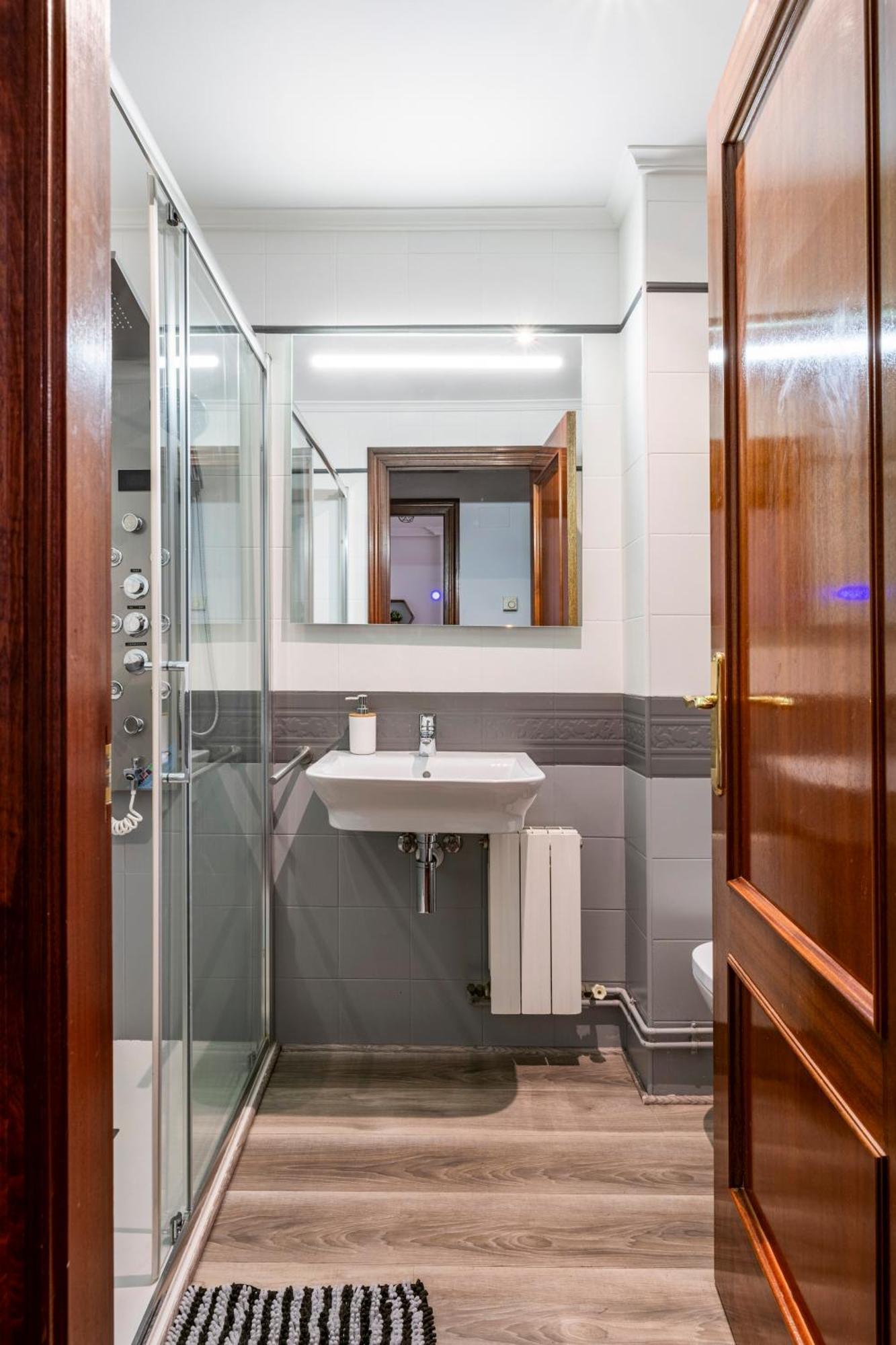Exclusivo "Gran Bilbao" Suite Deluxe Parking Opcional Santurtzi Экстерьер фото